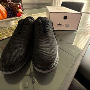 Swims Size 9.5 dress shoes